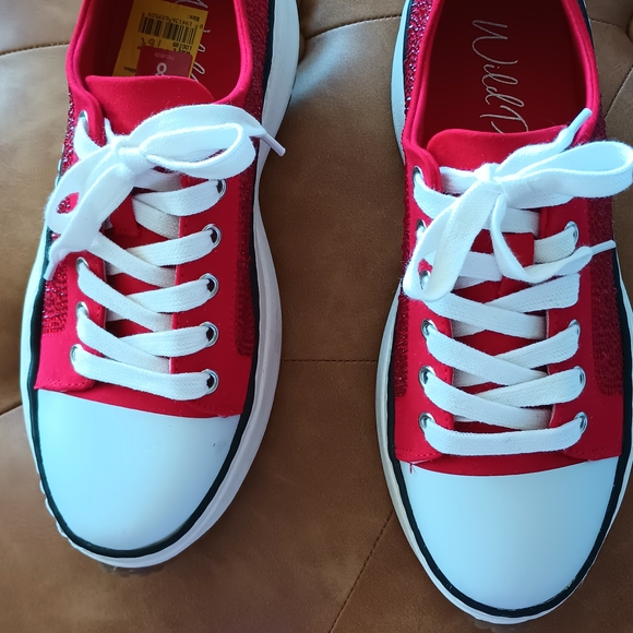 Wild Pair Red Sparkle Sneakers with White Laces - Picture 3 of 4